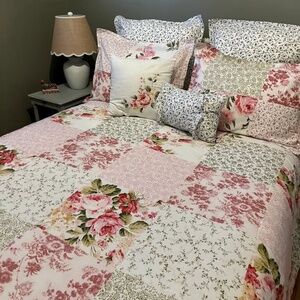 Laura Ashley 7 Pce. Set